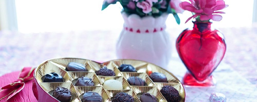 A Handy Guide to Saving on Some of the Most Popular Valentine's Day Gifts