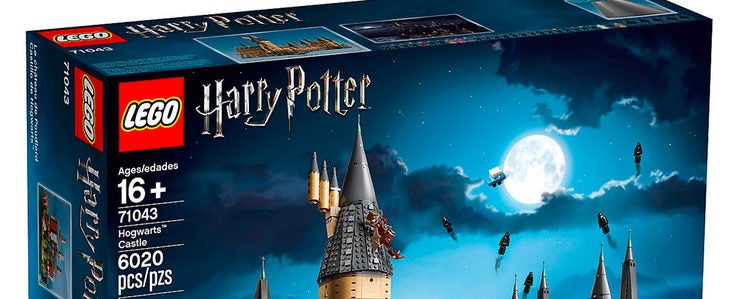 The New LEGO Harry Potter Hogwarts Castle is 6,020 Pieces of Magical Delight