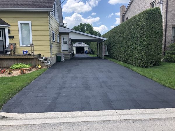 Home Hardware Black Jack 17l Maxx 200 Asphalt Filler Sealer Redflagdeals Com Forums