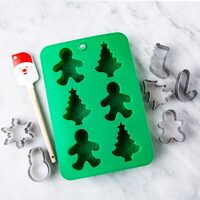 8 Pc Christmas Cook silicone Baking Set 